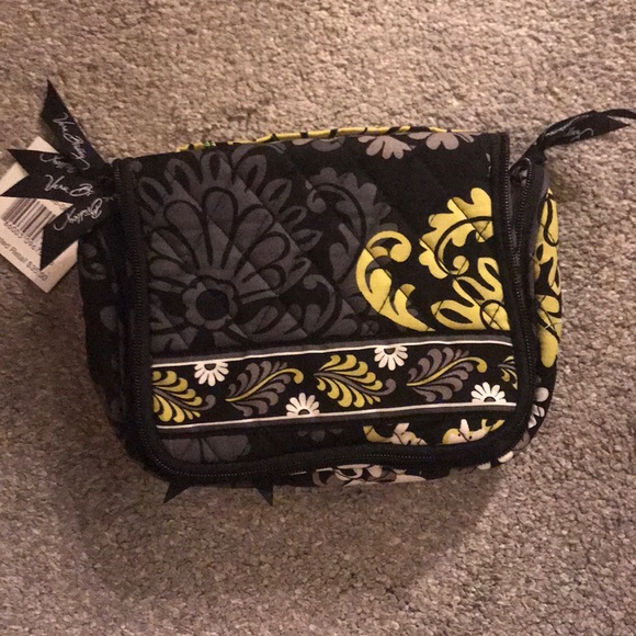 Vera Bradley Handbags - Vera Bradley mini hanging organizer